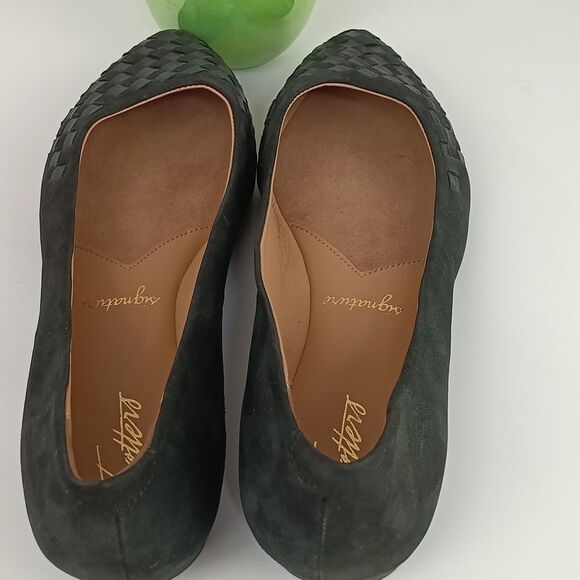 Trotters Black Woven Loafers - Picture 6 of 8